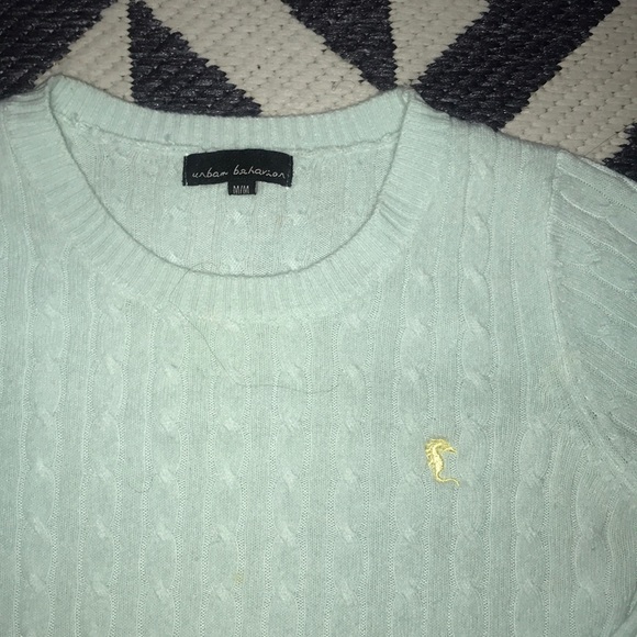 Beautiful perfect pastel colour crew neck - Picture 2 of 3